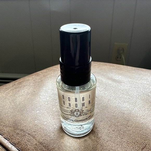 Bobbi Brown Other - BOBBI BROWN SOOTHING CLEANSING OIL 1 OZ/30 ml Spray